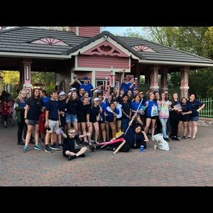 Meet your Posher, Elissa